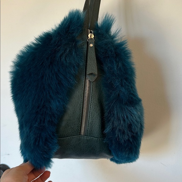 Free People Cloe blue teal Faux Fur Bag Purse - Picture 4 of 8